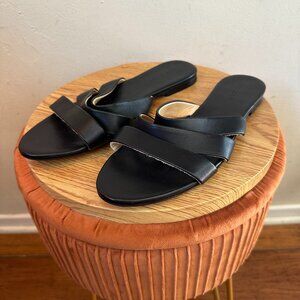 Nissolo Black Strappy Flats – Women’s Size 9.5 – Barely Worn
